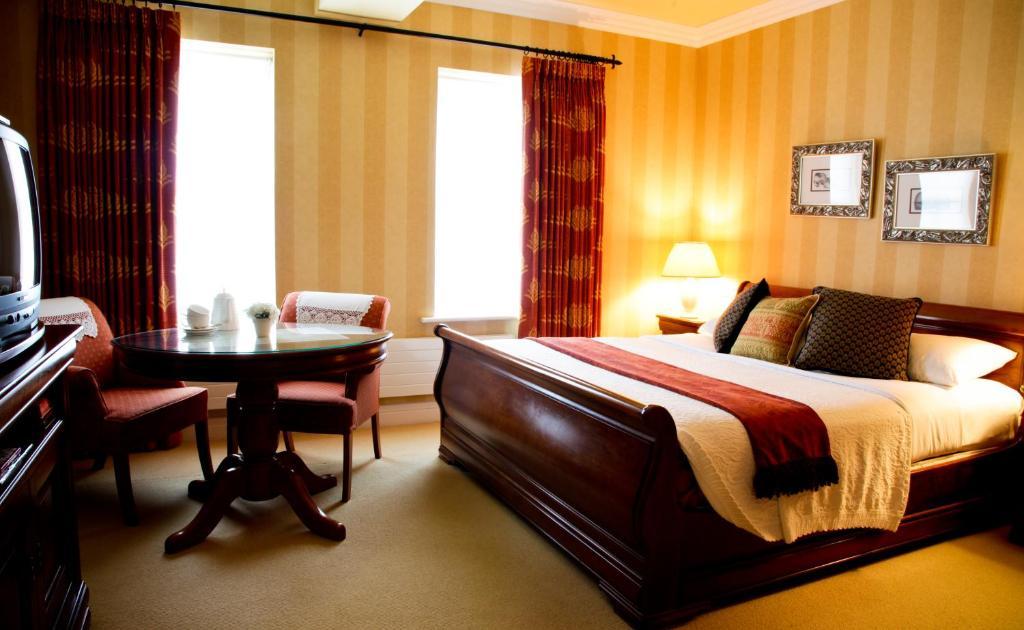 Ardmore Country House Westport Room photo